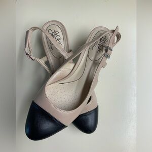 LifeStride Everdeen Taupe/Black